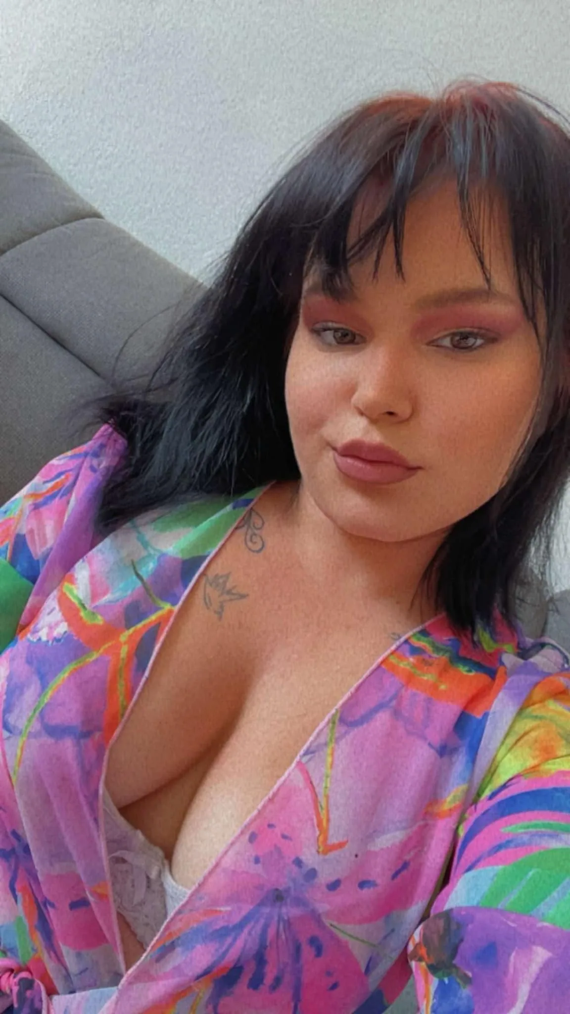 Zinaida escort 
